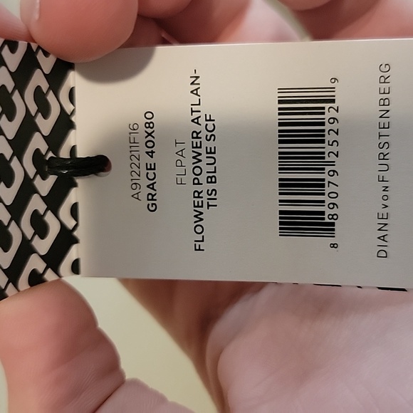 DVF scarf black yellow blue white purple - Picture 13 of 13